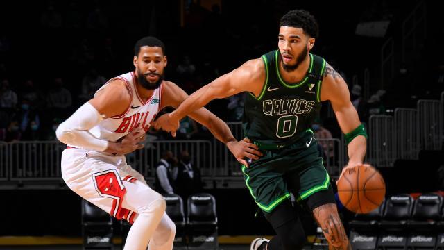 华体会平台-17中3！塔图姆再度上演“例行”打铁秀 绿军终止连胜